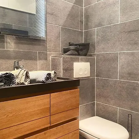 Family Cocoon Prime Rochebrune Location Apartment